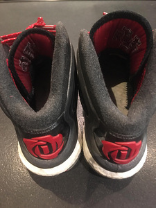 Derrickrose 9 (UK 6) (4 foto / 4)