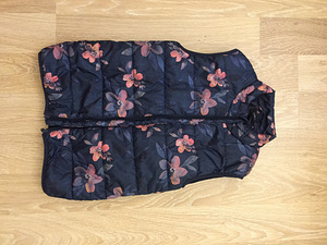 Laste vest Name It. (1 foto / 2)