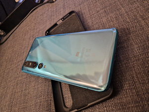 Xiaomi Mi 10 8/128GB Coral green (2 foto / 3)