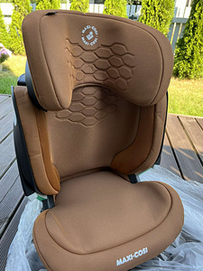 Turvahäll Maxi-Cosi Kore Pro I-Size, pruun, 15 - 36 kg (1 foto / 9)