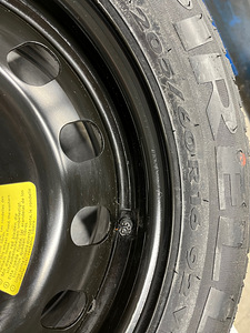 Peugeot uus 16" varuratas Pirelli P6 rehviga 205/60R16 (2 foto / 5)