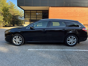 Peugeot 508 SW Allure 2,0HDi 120kW Webasto (6 foto / 15)
