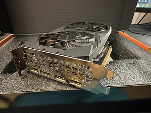 Graafikakaart GIGABYTE GeForce GTX 1660 OC (2 foto / 4)