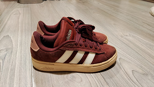 Adidas р.40,2/3 (1 фото из 9)