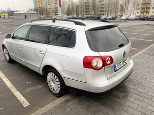 Volkswagen Passat (4 foto / 8)