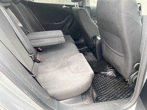 Volkswagen Passat (5 foto / 8)