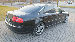 Audi A8 Long 3.0 171kW (3 foto / 10)