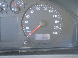 Volkswagen Caravelle (10 foto / 12)