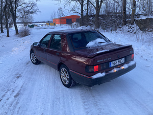 Ford Sierra 2.0i (2 foto / 8)