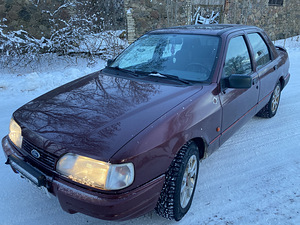 Ford Sierra 2.0i (5 foto / 8)