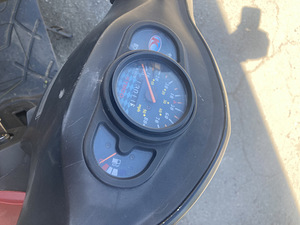 Kymco 4Т (4 фото из 4)