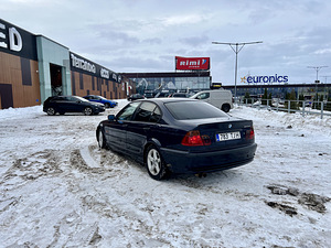 BMW 320d manuaal (3 foto / 5)