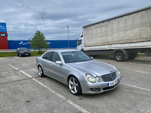 Mercedes e320cdi 2003a. (2 foto / 5)