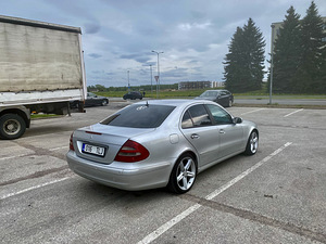 Mercedes e320cdi 2003a. (3 foto / 5)