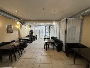 VALMIS ÄRI — PITSERIA AHTMES (8 foto / 8)
