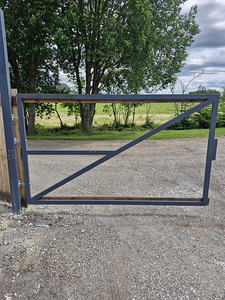 Tiibvärav (2 foto / 3)