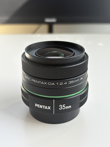 Pentax 35 mm (1 foto / 2)