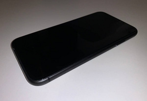 Apple iPhone 11 64GB must (1 foto / 6)