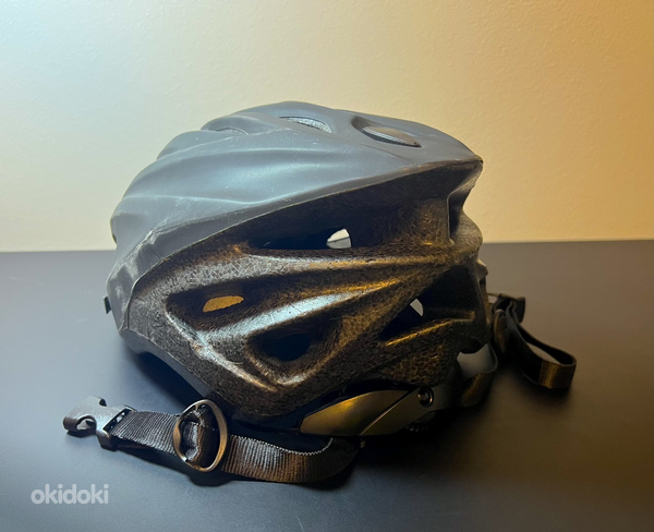 Детский велосипедный шлем, с. 52-56 см, практически не использовался (фото #2)