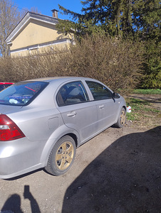 Müüa Chevrolet Aveo (4 foto / 6)