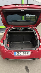 Citroen C4 1.4 ручная бензин LS 124k 2012 (11 фото из 12)