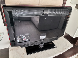 Samsung 37" LE37B653T5W teler (7 foto / 8)
