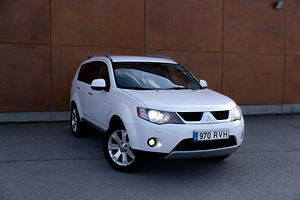 Mitsubishi Outlander XLS (LPG) (2 foto / 5)