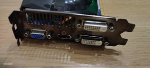 Видеокаарта GIGABYTE GeForce GT 740 OC [GV-N740D5OC-2GI] (4 фото из 4)
