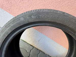 Rehv Michelin 255/35 ZR18 (6 foto / 6)