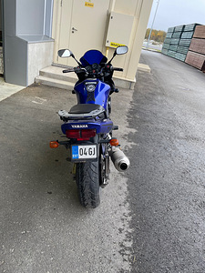 Yamaha FZS600 Fazer (3 foto / 8)