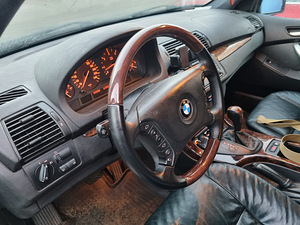 BMW x5 E53 135kw (4 foto / 5)