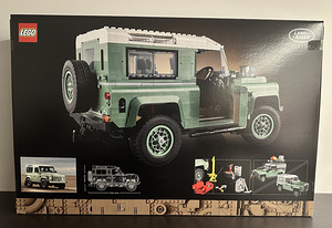 LEGO Land Rover Defender 90 10317 (3 фото из 4)