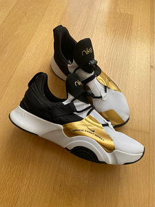 Nike sporditossud (3 foto / 3)