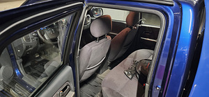 Izusu D-MAX 3.0 120kw (10 foto / 12)