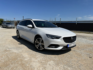 Opel Insignia Sports Tourer Exclusive 2.0 TDi 125kw (1 foto / 15)