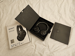 Sony MDR-ZX770BN mürasummutavad juhtmevabad kõrvaklapid (2 foto / 2)