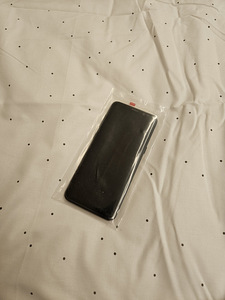 Экран Samsung S8 (1 фото из 2)