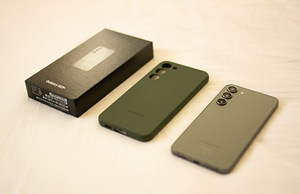 Samsung Galaxy S23+ (2 фото из 4)