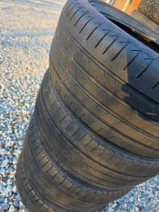Bridgestone Turanza T005 2x 245/40R19 ja 2x 275/35R19 (2 foto / 4)