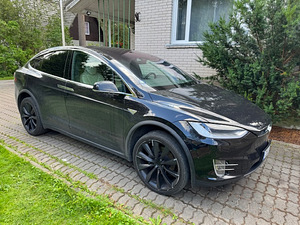 2016 Tesla Model X90D (5 фото из 13)