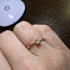 Классическое кольцо из красного золота с одним бриллиантом (фото #1)