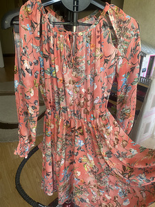 Очень красивое летнее платье Denim Dream с цветочным рисунком размер S