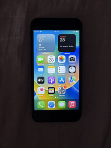 iPhone 8 64GB (4 foto / 6)