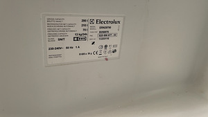 Integreeritav Külmkapp ELECTROLUX ERN 29790 (3 foto / 3)