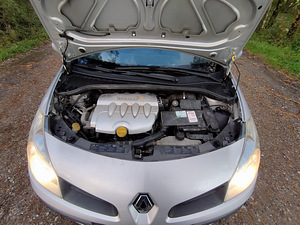 Renault Clio 1.4 EXTREME (10 foto / 15)