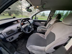 Citroen C8 2.0 100kW (12 foto / 15)