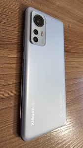 Xiaomi 12 256GB (1 foto / 2)