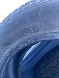 205/60 R16 MAXXIS (3 foto / 4)