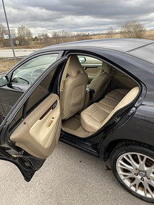 Volvo s60 (5 фото из 12)
