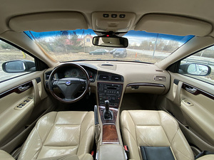 Volvo s60 (7 фото из 12)
